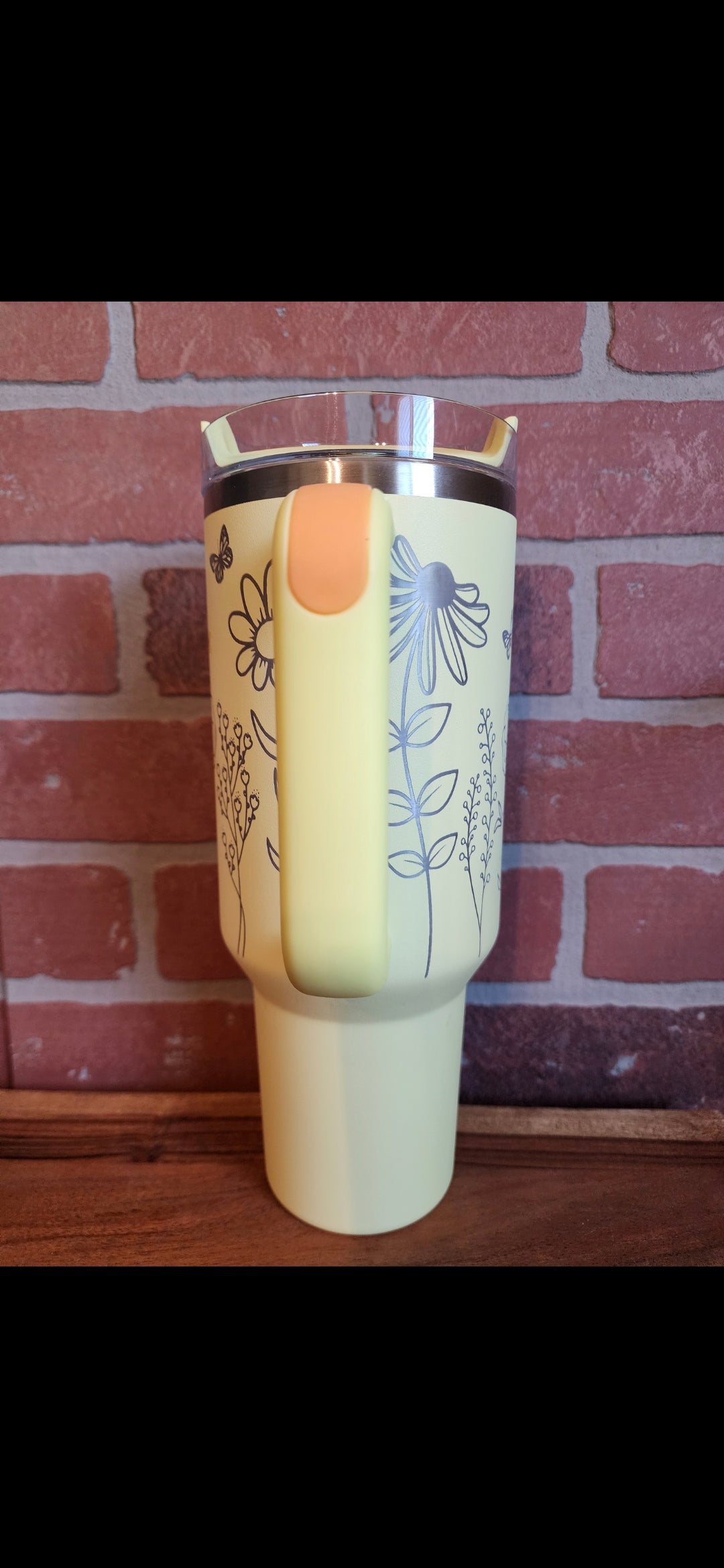 40 OZ Engraved Flowers & Butterflies
