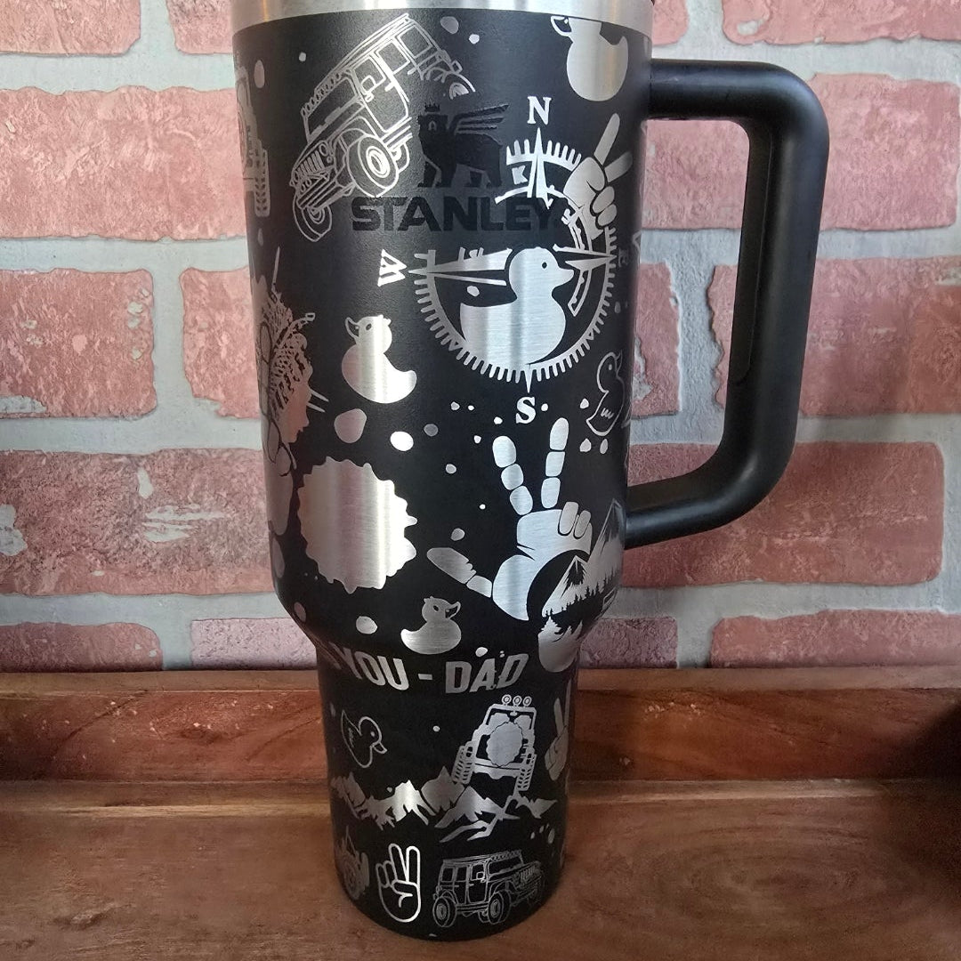 40 OZ Engraved Jeep Lover