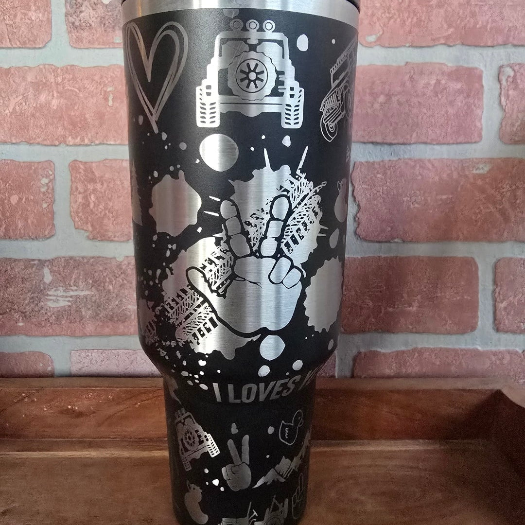 40 OZ Engraved Jeep Lover